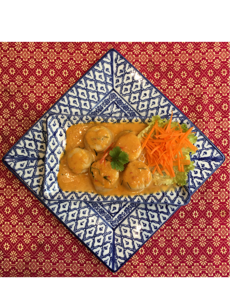 Coquilles Saint-Jacques à la sauce paneng
