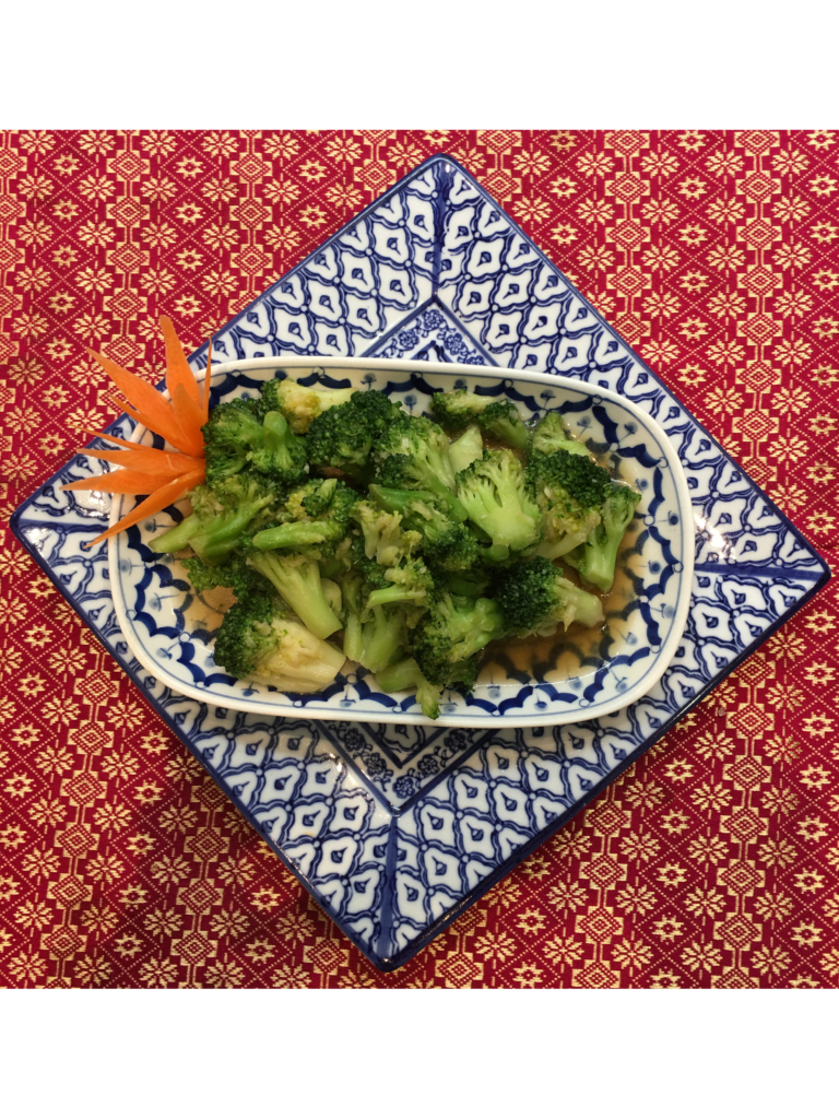 Brocolis frais sauté nature