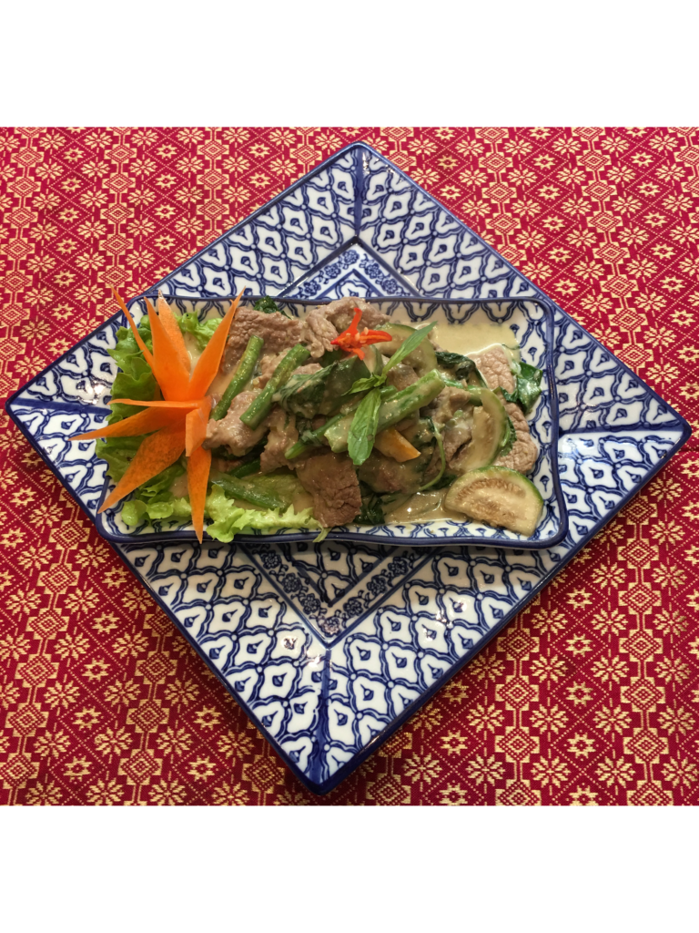 Boeuf à la crème de curry vert