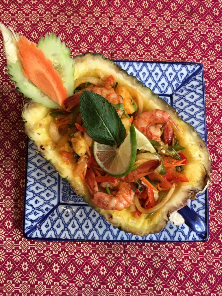 Salade ananas crevettes